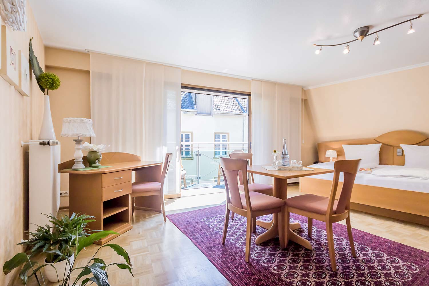 Hotel Zum grünen Kranz Zell Mosel Barrierefreies Doppelzimmer