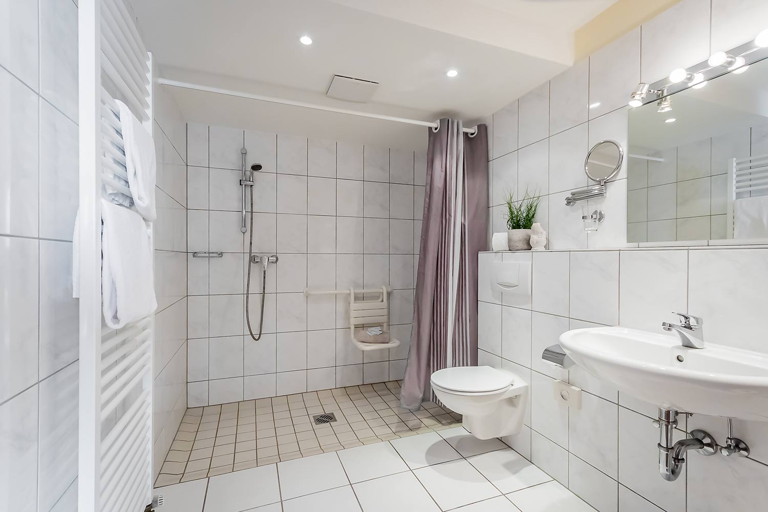 Hotel Zum grünen Kranz Zell Mosel Barrierefreies Doppelzimmer