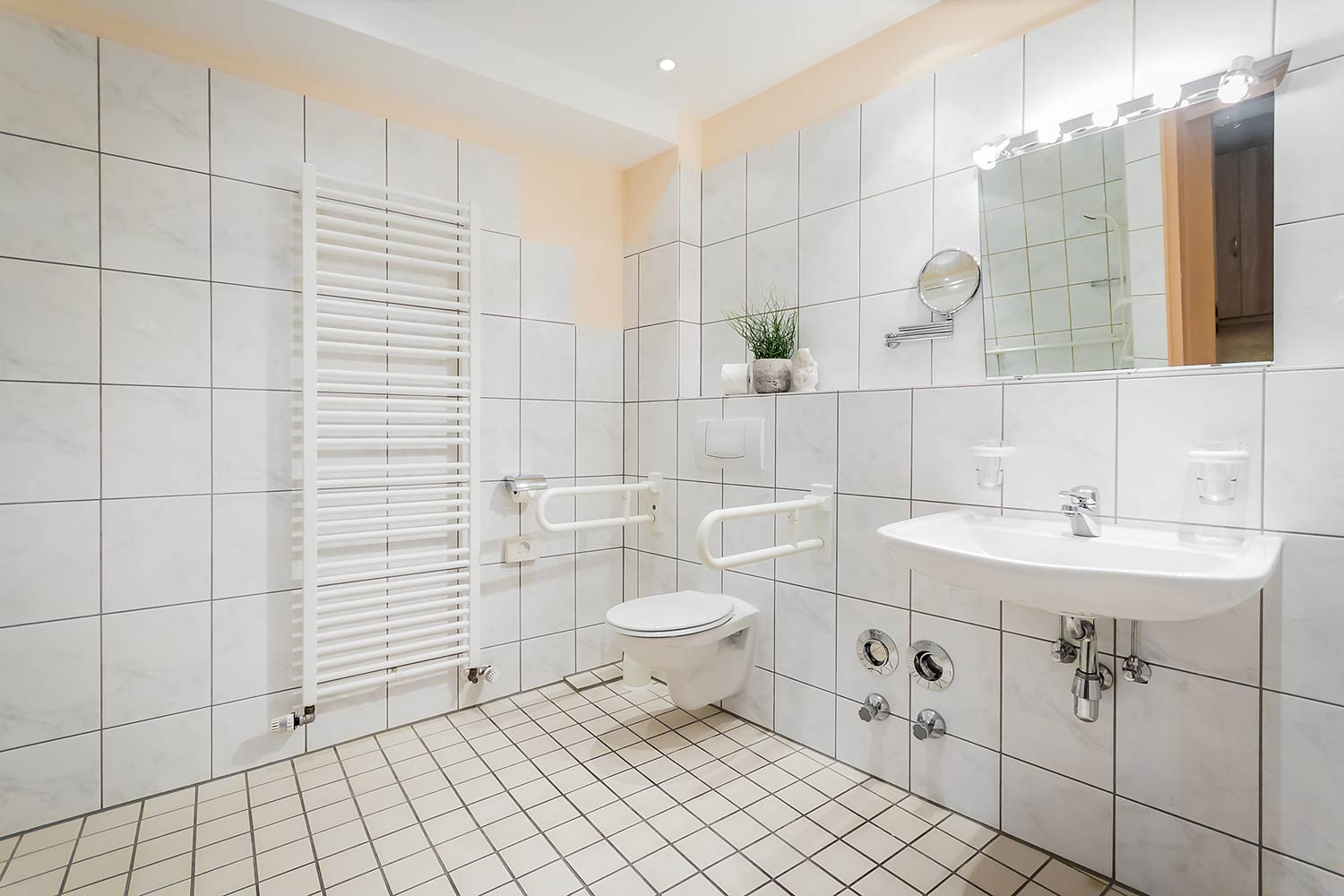 Hotel Zum grünen Kranz Zell Mosel Barrierefreies Doppelzimmer